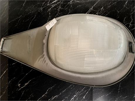 City Streetlight Pole/Post Street Lamp Light Post Photo Cell Top By Revere