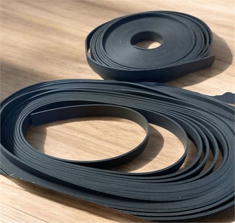 Black Neoprene Plastic Roll of Floor Edging