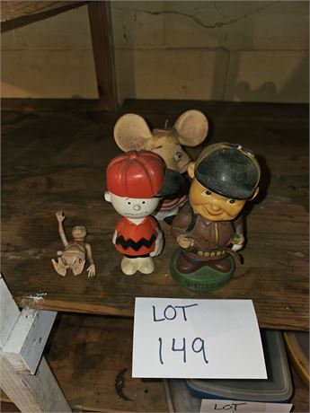 Hunters Hoard Bobble Head, Avon Charlie Brown & More