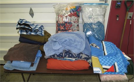 Blankets, Throws, Pillows, Etc