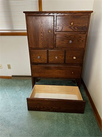 Chest Of Drawers (Bottom needs fixed)