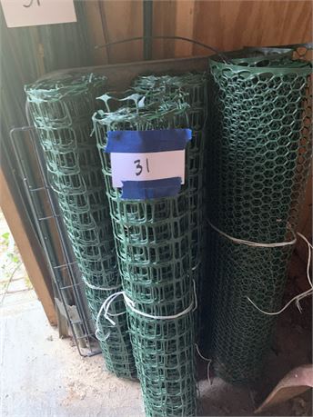 Green Plastic Fencing Rolls and Fence Posts