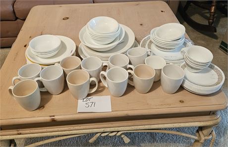 Large Lot of Mixed Corelle Dishes, Bowls, Plates, Serving Bowls & Mugs