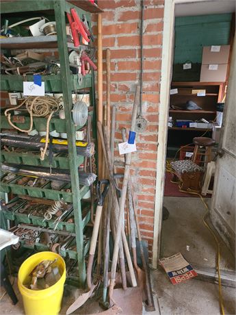 Vintage Mixed Yard Tools : Rakes / Shovels / Hoes & More