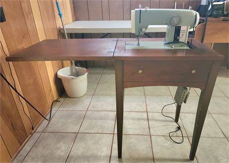 Sears Kenmore Sewing Machine W/Table