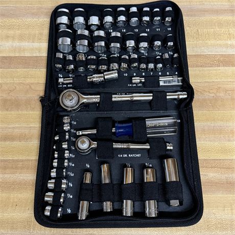 Craftsman Socket Set w/ Carry Case