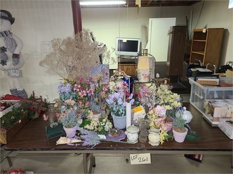 Spring Fling Lot: Faux Floral Arrangement in Pastel Colors/Glass/Figurines&More