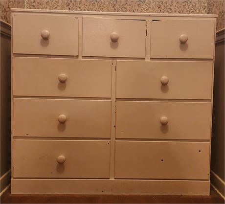 9-Drawer Project Dresser