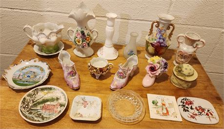 Mixed Lot of Collectibles