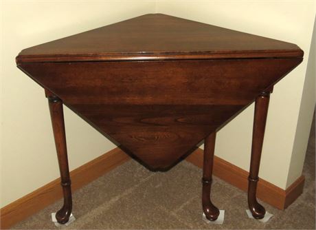 Corner Drop Leaf Table