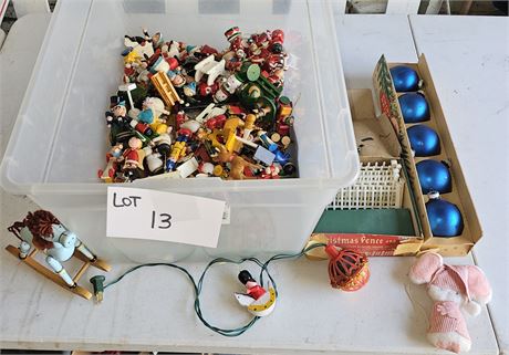 Vintage Wood Christmas Ornaments & More