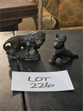Almar Cast Metal Arts Lion & Cast Metal Black Scottie Dog