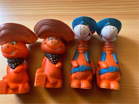 Soaky Bath Time Collectible Bottles Speedy Gonzales & Quick Draw McGraw