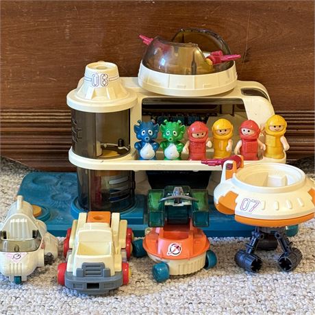 1984 Playworld Lil' Playmates Space Station Playset