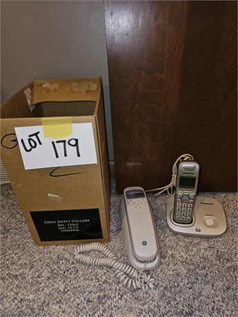 Mixed Phone Lot: Cordless & Corded Phones