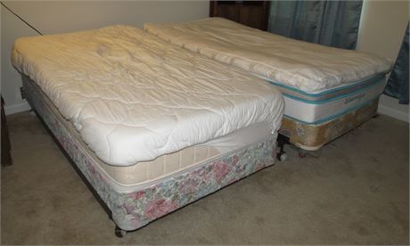 2 Twin Beds