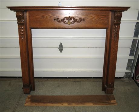 Vintage Wood Mantle