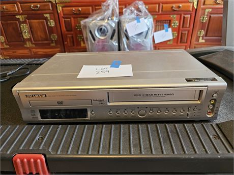 Sylvania DVD/VHS Player