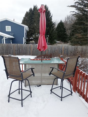 Patio Bar, Stools, Umbrella