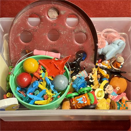 Mixed Vintage Toys, Collectibles, Figures Lot - Old Skeeball, Garfield, & More
