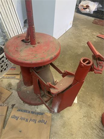 Manual Air Tire Changer