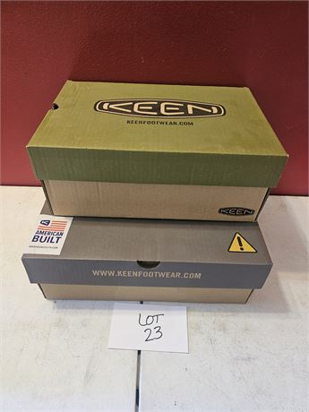 Men's Keens- Keens Size 10W Dark Earth Shoes & Size 10 EE Braddock Soft Toe Low