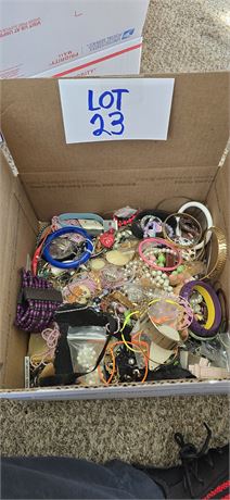 Mixed Box of Jewelry