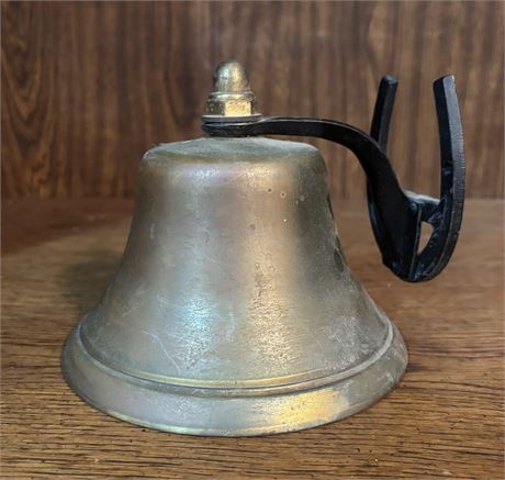 Brass School/Dinner Bell with Horseshoe Wall Mount