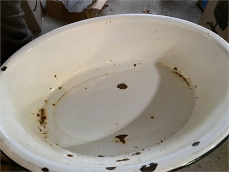 White Porcelain Wash Tub