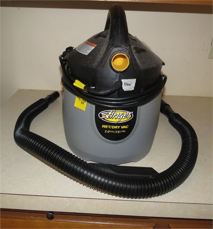 Stinger 2 Gal Wet/Dry Vac