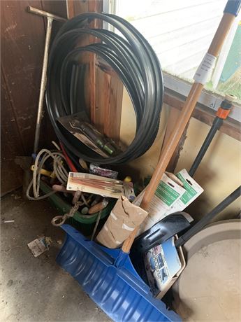 Garden Supply Lot