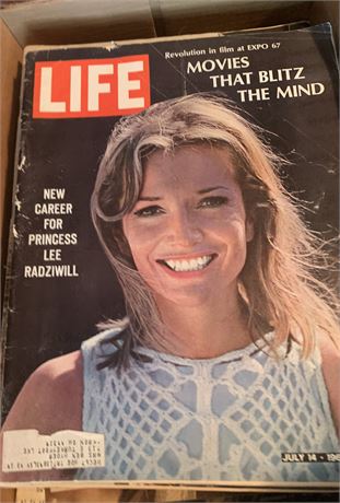 Vintage Life Magazine Lot