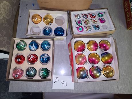 Vintage Christmas Ornaments: Coby Ombre Orns / Mica Glitter / Indents & More