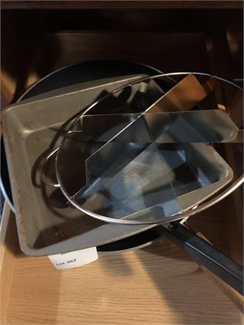 Stainless Steel Pie/Cake Divider, Frying Pans, Bakeware & More