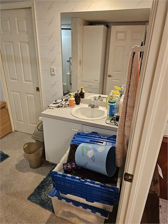 Bathroom Cleanout:Wicker Laundry Basket/Mixed Towels/Shower Curtain/Trash Cans