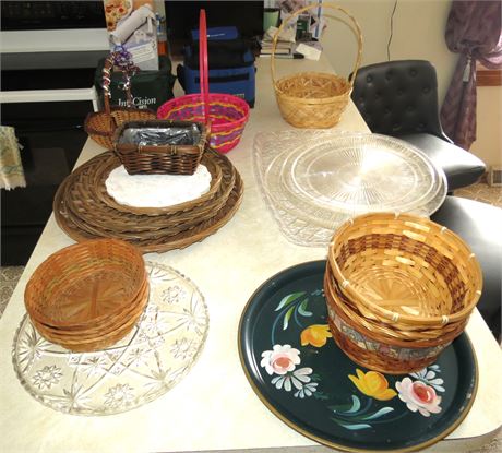 Cleanout Lot: Baskets, Platters, etc