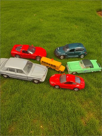 Die Cast Toy Car Lot - Mercedes-Benz 450 SEL, Chevy Corvette & More