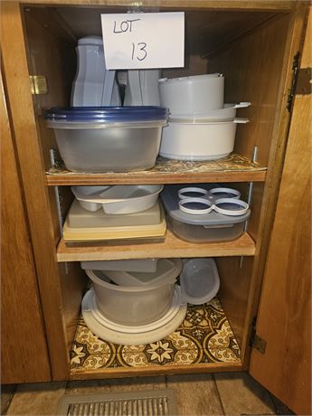 Mixed Plastic Storage/Tupperware Containers