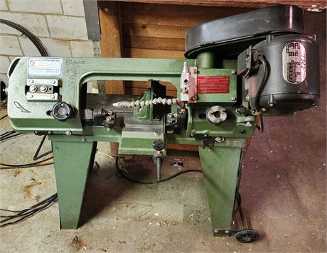 Rong Fu Metal Cutting Band Saw