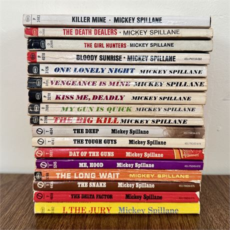 Mickey Spillane Mystery Suspense Sleaze GGA Paperback Books Lot (17)