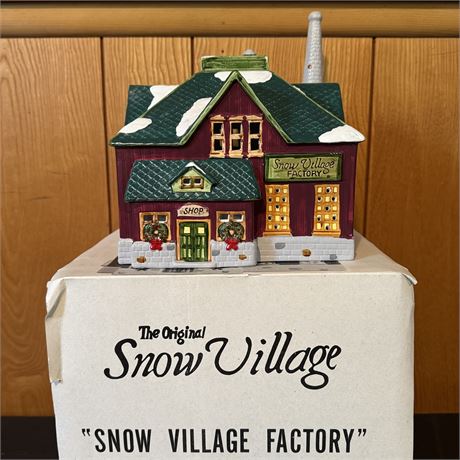 Dept. 56 Snow Village "Snow Village Factory" 1987