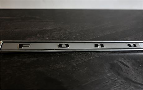 1973-1979 Ford F-Series Truck Tailgate Finish Panel Molding