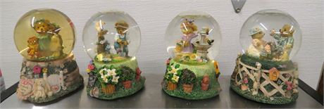 Glitter Bear Snow Globes