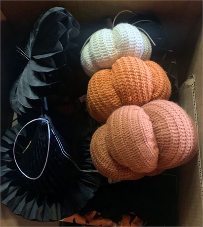 Halloween/Fall Decor Lot