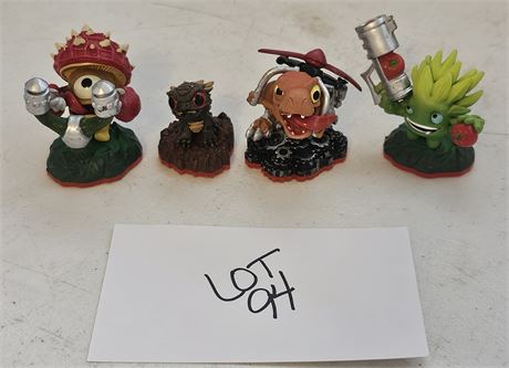 Skylanders Mixed Figurines