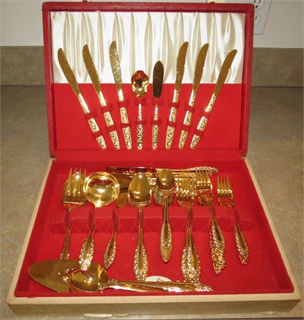 Gold Tone Stainless Flatware