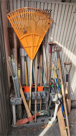 Yard Tools Lot