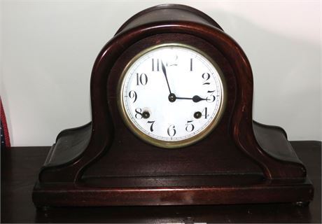 Mantle Clock