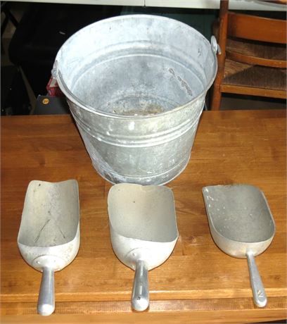 Galvanized Bucket & 3 Scoops