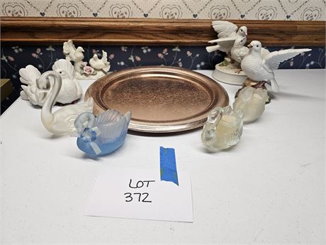 Mixed Swan & Dove Figurine Lot: Different Sizes / Makers & Styles